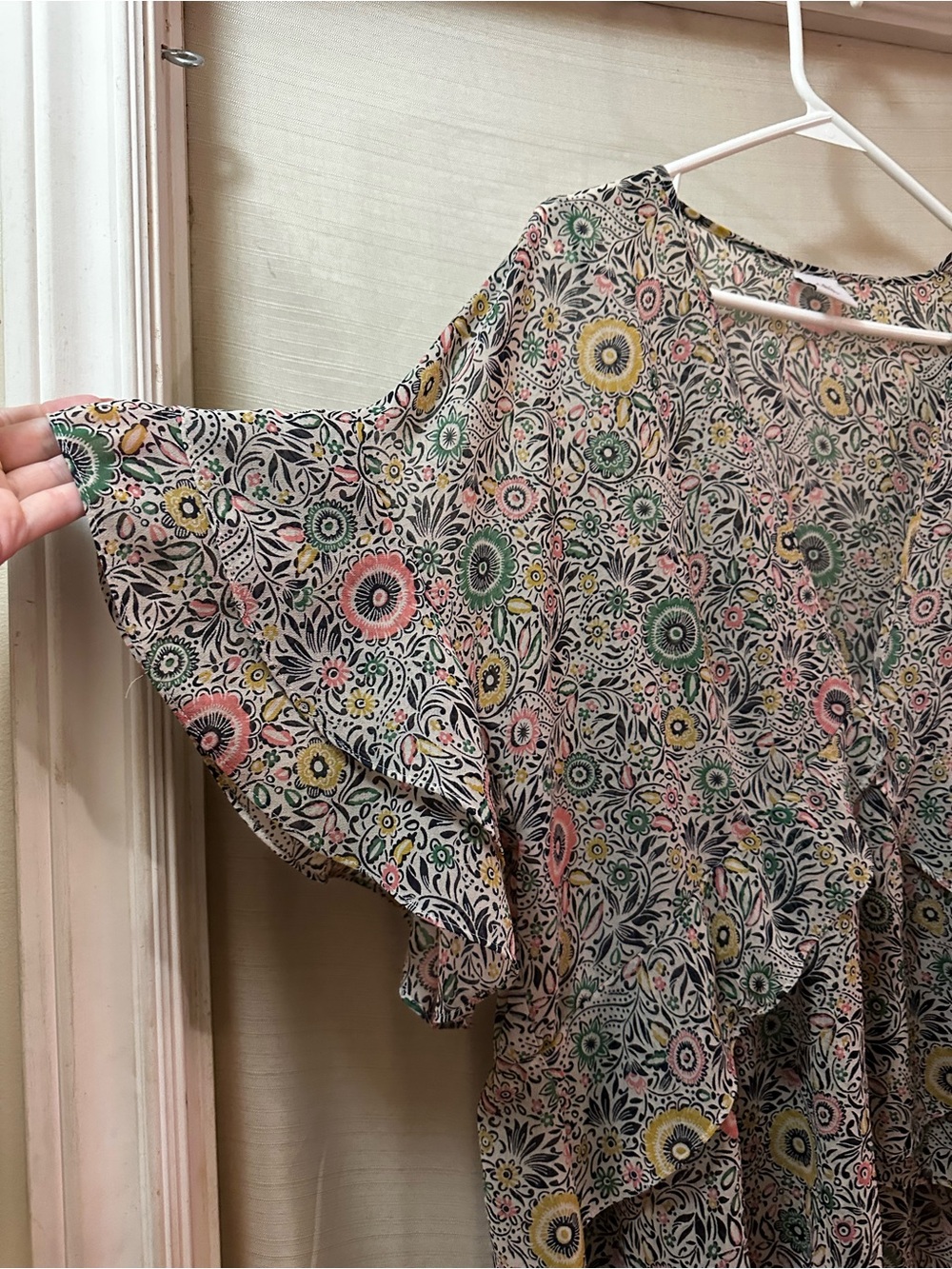 Cabi Floral Ruffle Blouse XL Boho Peasant Top Bell Sleeve Romantic Cottagecore - Picture 4 of 7